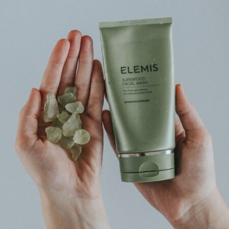 De-Tan Face Gel I Aloe Vera & Turmeric